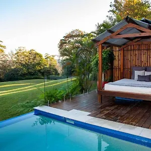 https://montville-misty-view-cottages.hotelssunshinecoast.net